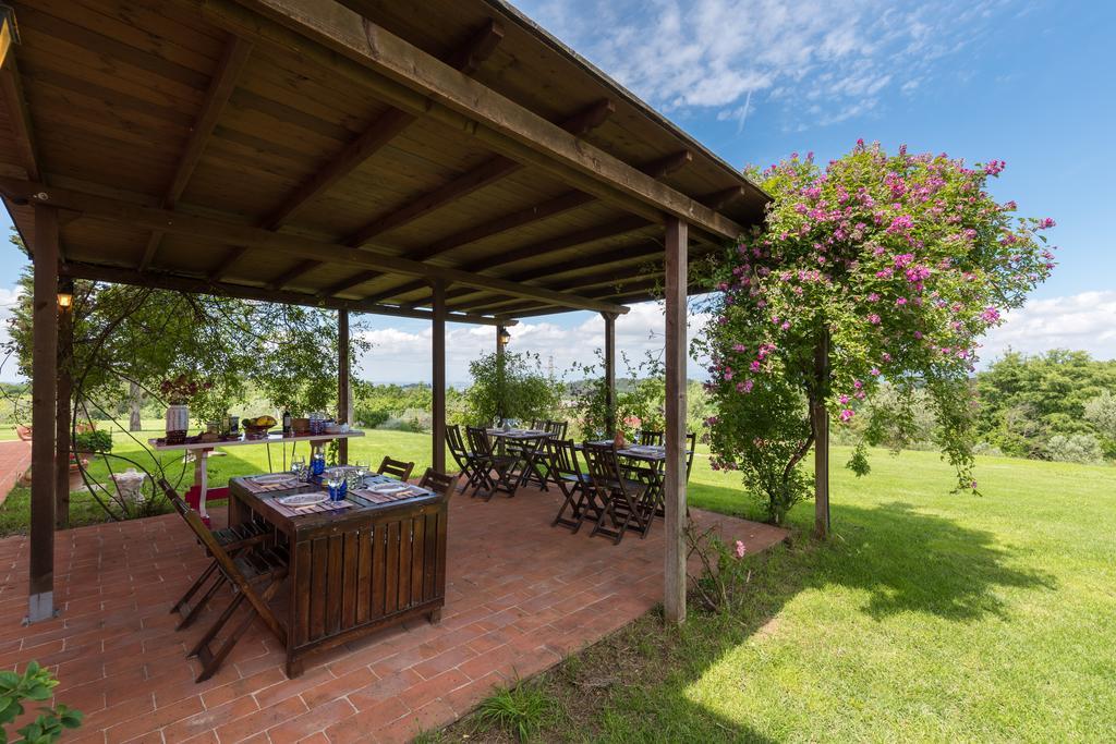 Вилла Azienda Agrituristica Bellavista Монтеспертоли Экстерьер фото