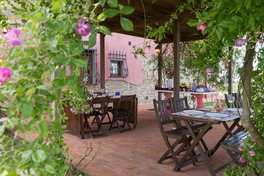 Вилла Azienda Agrituristica Bellavista Монтеспертоли Экстерьер фото
