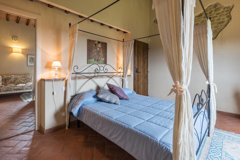 Вилла Azienda Agrituristica Bellavista Монтеспертоли Экстерьер фото
